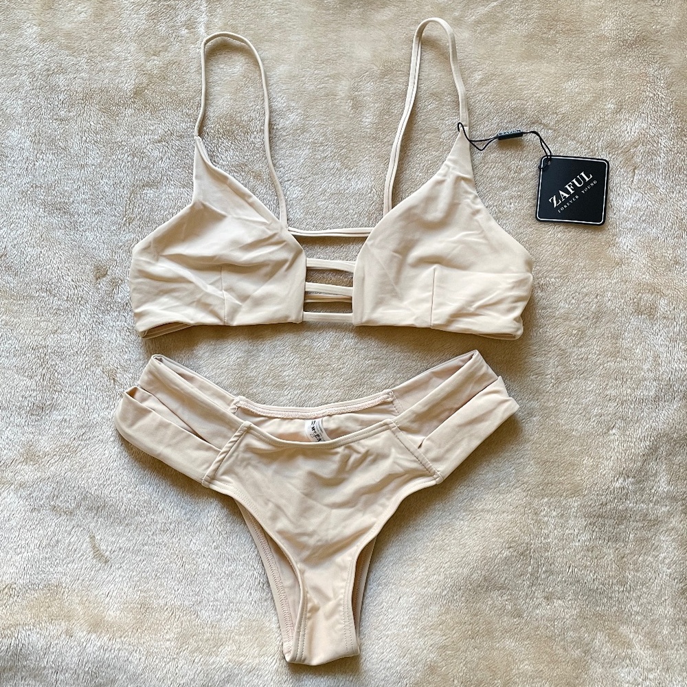 NWT Zaful Cutout Bikini